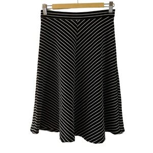 YA Los Angles Striped A-line Skirt S